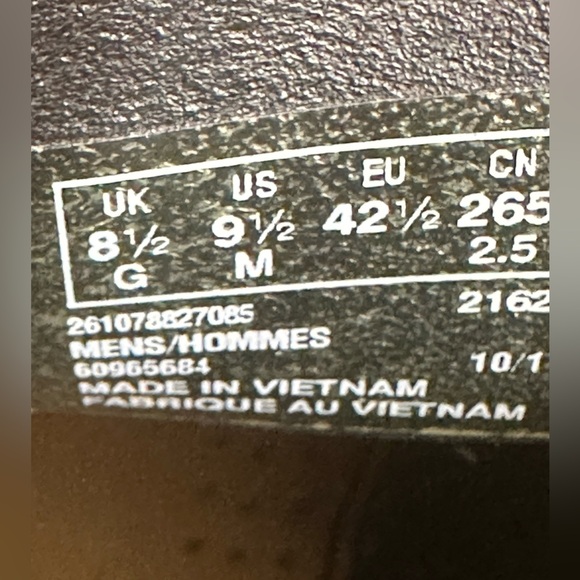 Clark’s  Suede Men's boots - Picture 6 of 7